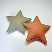 add 2 stars pillows - hellolittlefox