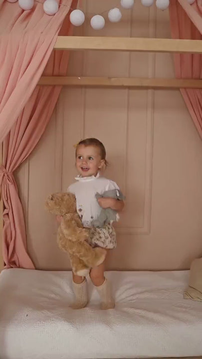 Dreamy pink canopy for toddler room