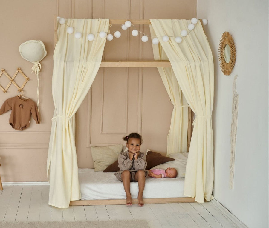 Betthimmel aus Vanille-Musselin – Baldachin aus Bio-Baumwolle für Hausbetten oder Kinderbetten | Hellcremefarbene Vorhänge für das Kinderzimmer