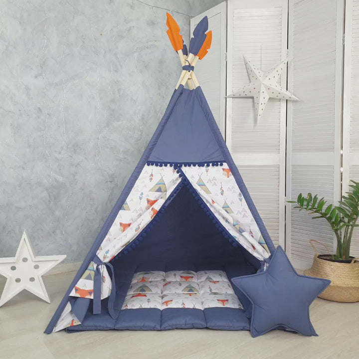 Fox print teepee tent for kids with feathers